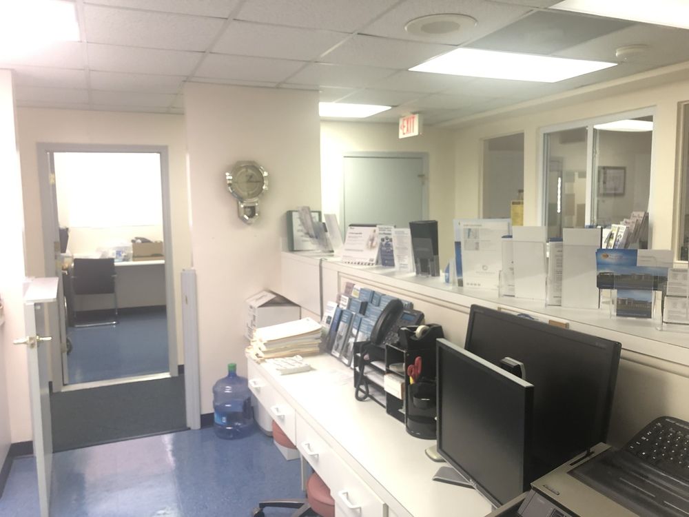 Orange Park Dental Office For Lease: 2045 Professional Center Dr, Orange Park, FL 32073